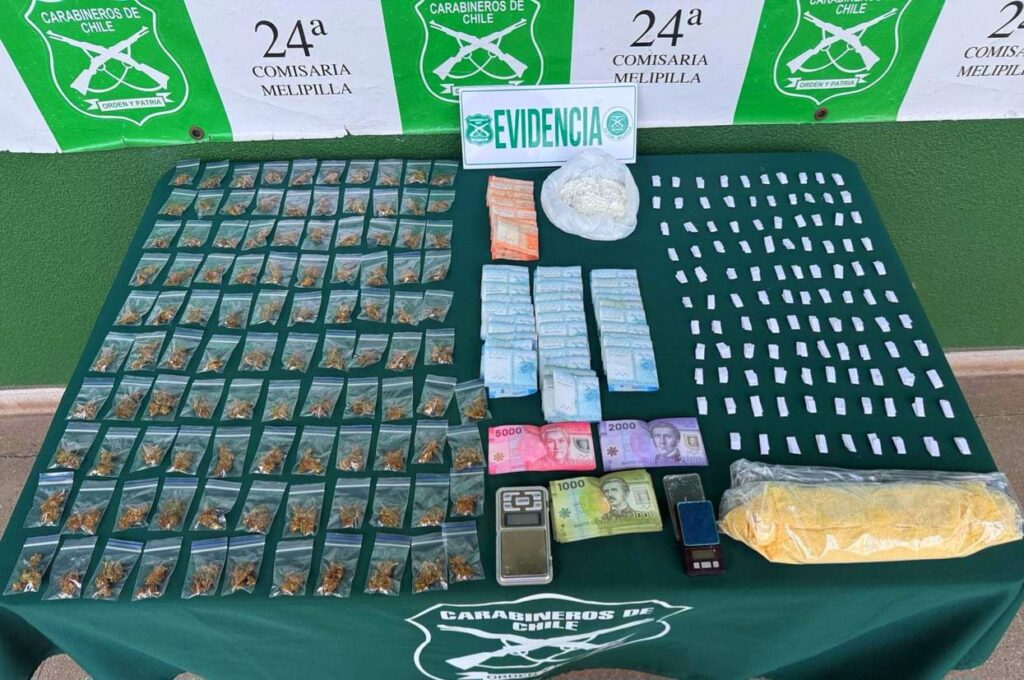 Dos bolivianos y un peruano detenidos en medio de una transacción de drogas