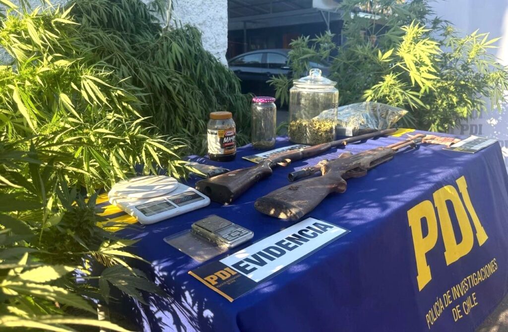 Sujetos fueron detenidos por drogas en Peñaflor