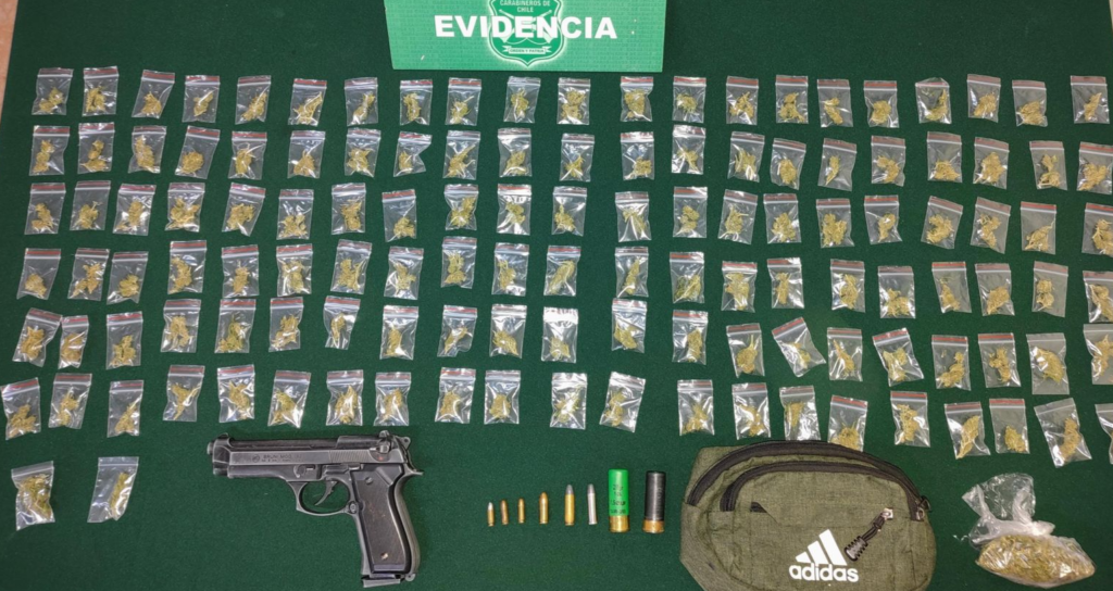 Siete detenidos en operativo de Carabineros con el apoyo de equipo municipal