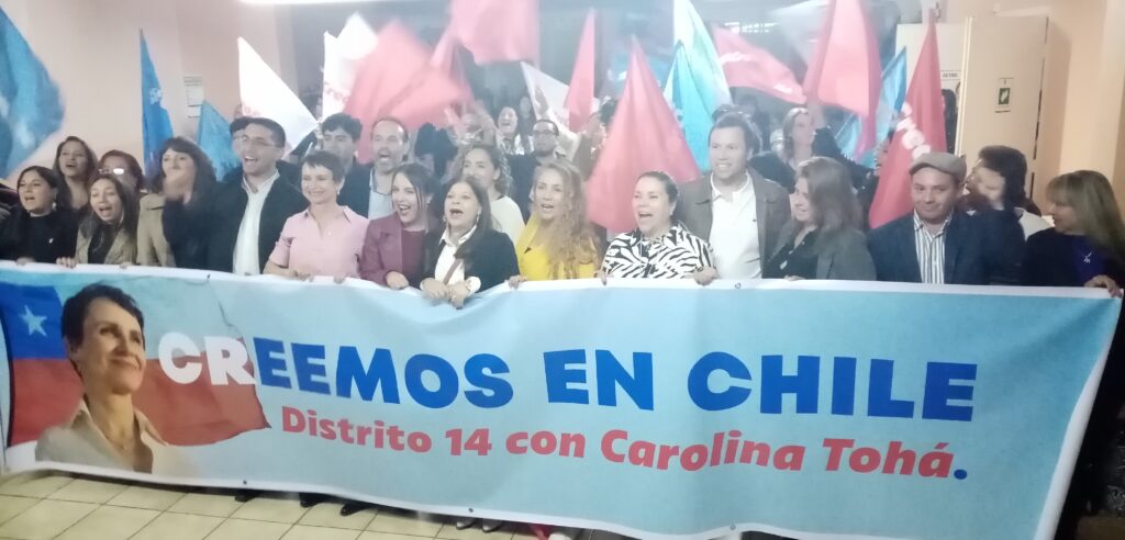 Exministra y precandidata presidencial Carolina Tohá encabezó encuentro ciudadano en Melipilla