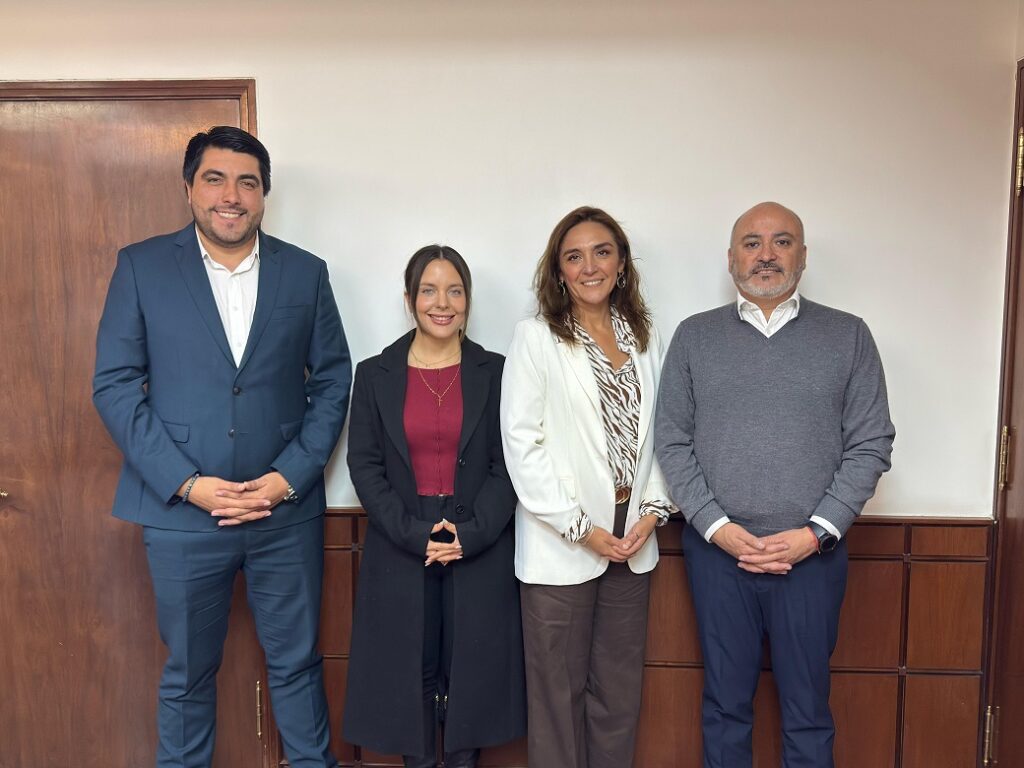 Diputada Musante y autoridades de El Monte conforman mesa de trabajo por alza del pasaje e impacto en estudiantes