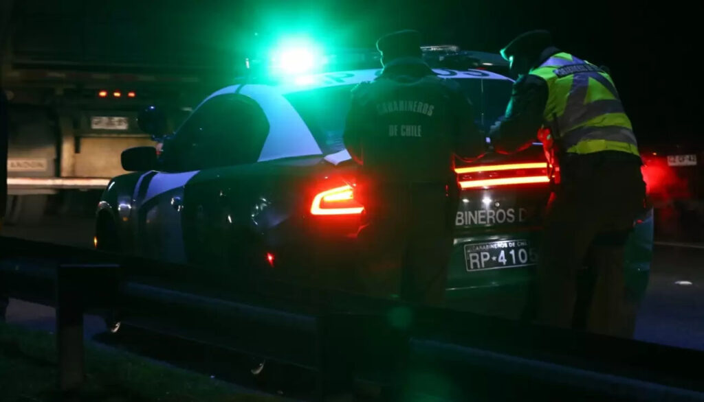 Carabineros investiga seguidilla de violentos robos en barrio Santa Elvira 