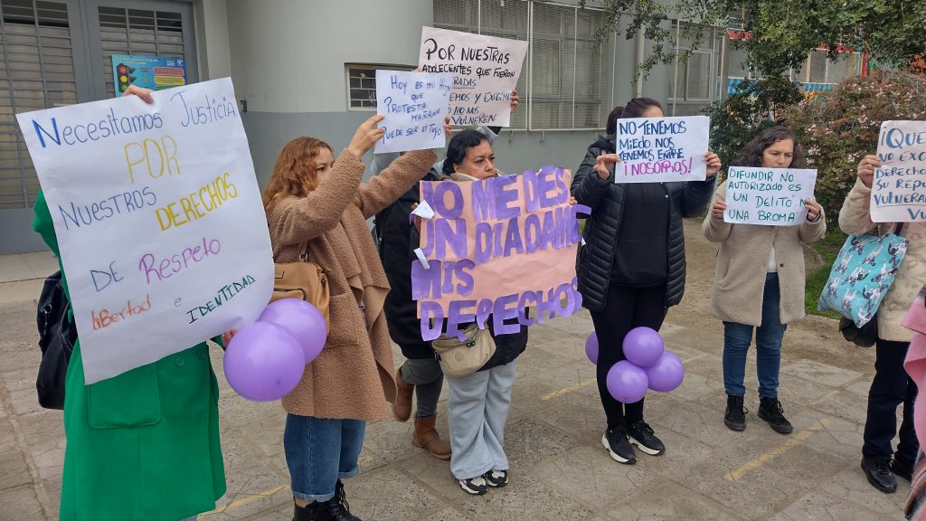 Apoderadas de Liceo Gabriela Mistral solicitan se inicie investigación por elaboración de fotos con Inteligencia Artificial