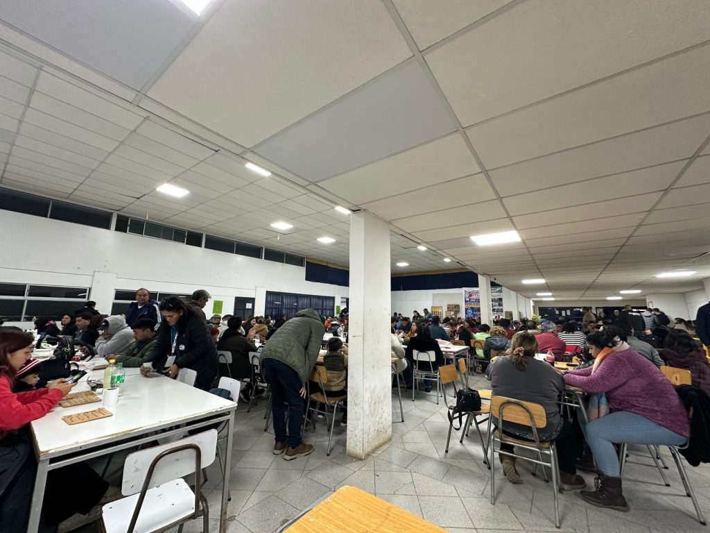 Todo un éxito el bingo en beneficio de Deportes Melipilla