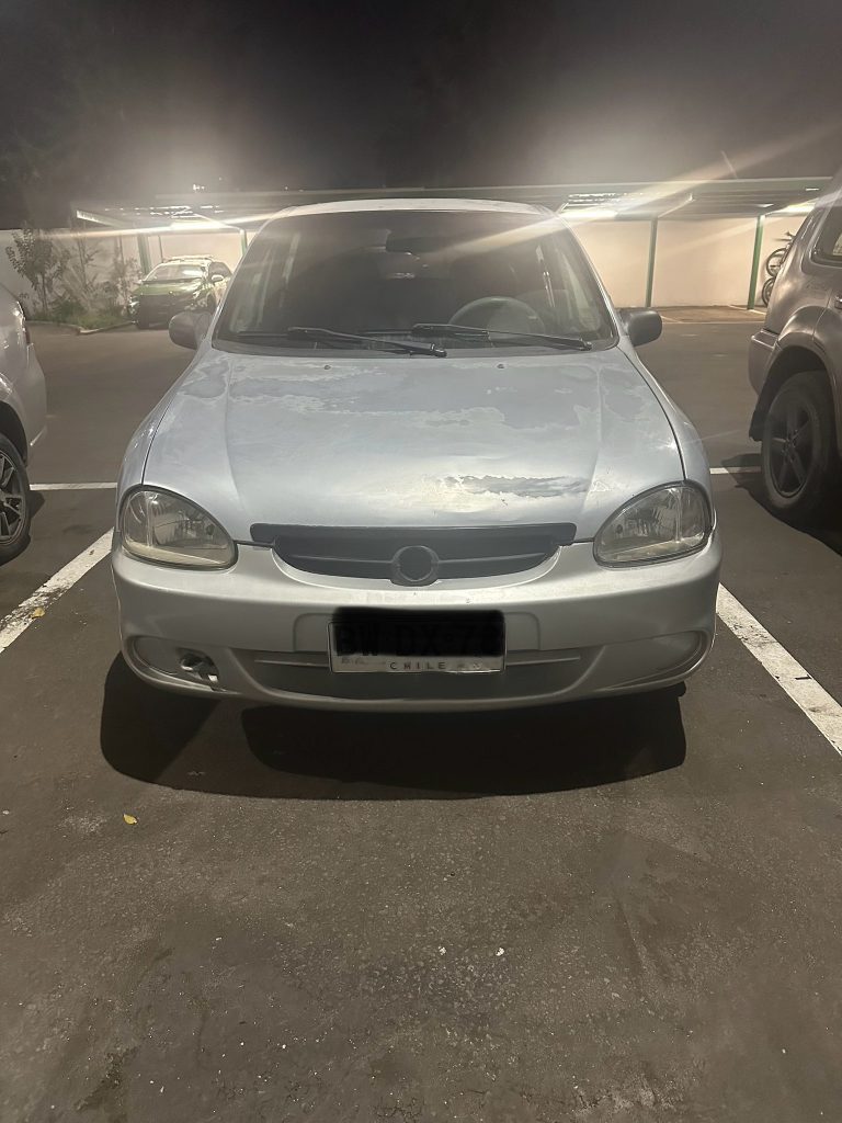 Carabineros detiene a dos personas en Malloco por receptación y porte de arma blanca