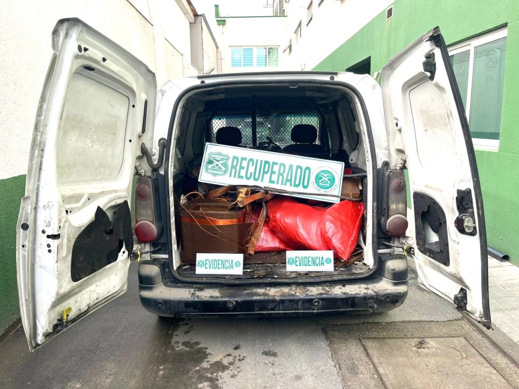 Carabineros de Melipilla desbarata centro de acopio de cobre robado: cuatro detenidos y millonario decomiso