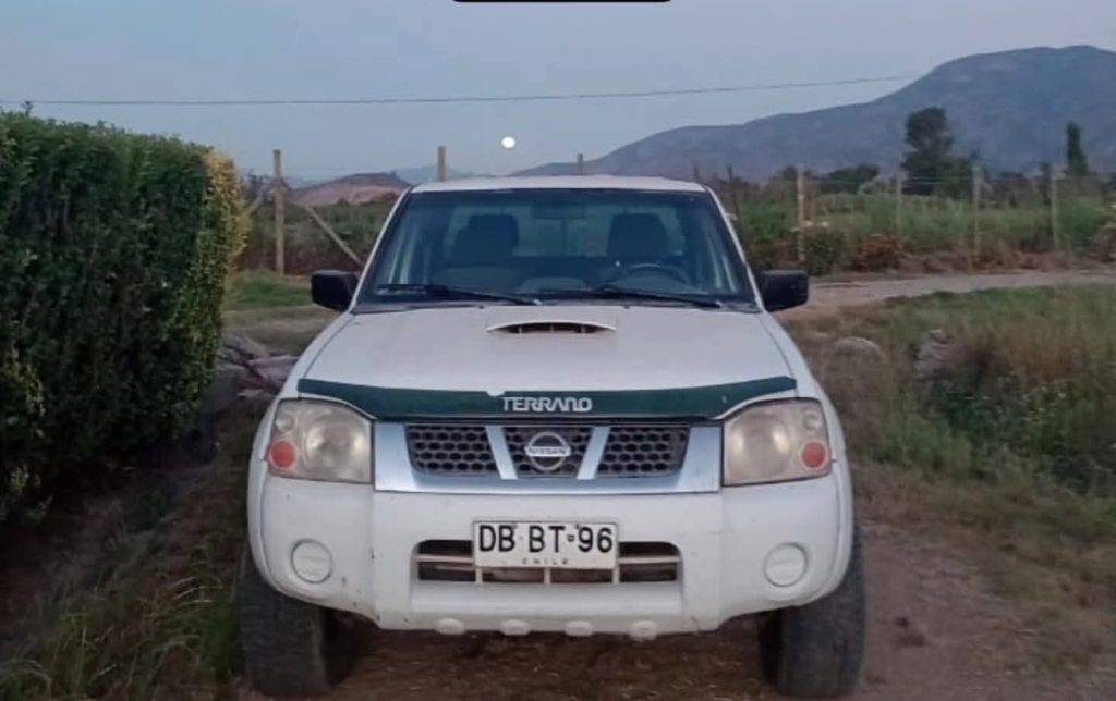 Carabineros busca camioneta robada en sector céntrico de Melipilla