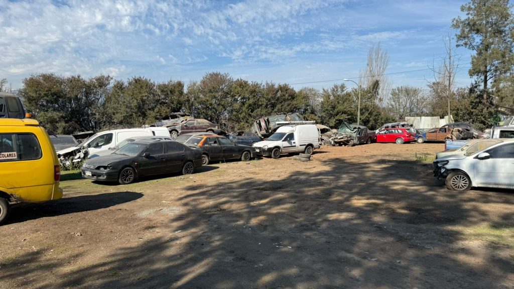 Aparcadero Municipal operativo y recibiendo vehículos retirados de circulación