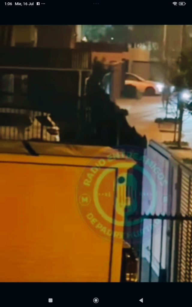 Turbazo en Padre Hurtado, delincuentes robaron auto y dispararon en contra de la vivienda
