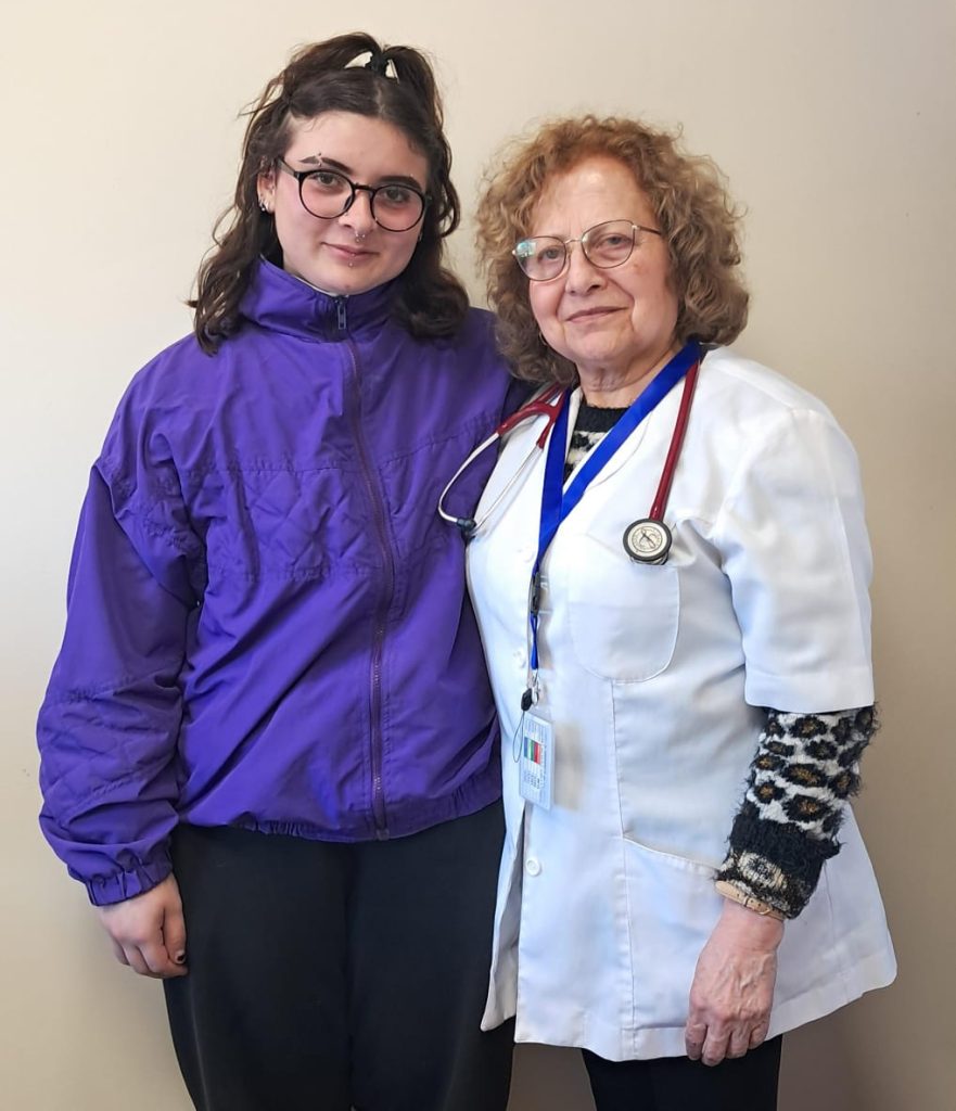 Clínica San Agustín apoya a la joven deportista Romy Echeverría