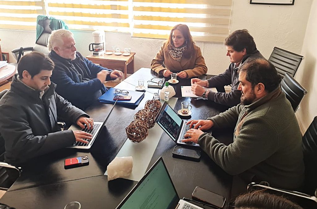 Presidente de la asociación chilena de Municipalidades visitó a la alcaldesa de El Monte