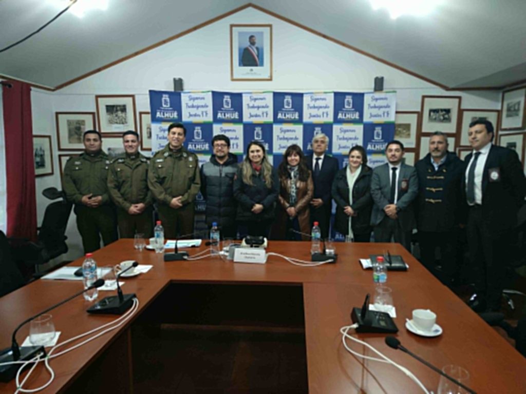 Se desarrolla primera sesión de la Mesa Jurídico Policial en Alhué