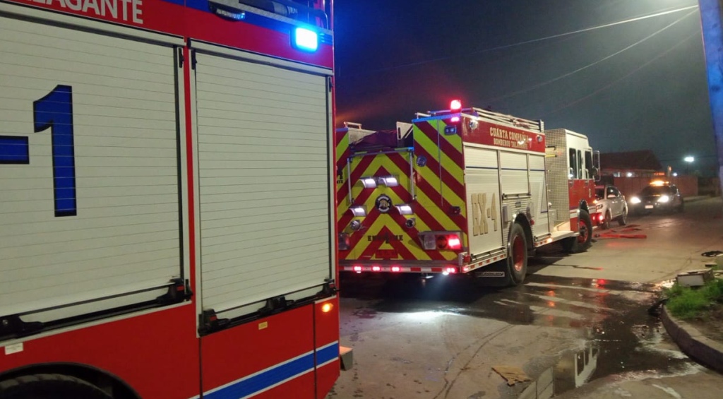Vecinos denuncian fogatas reiteradas en Talagante: emergencia movilizó a Bomberos y Carabineros