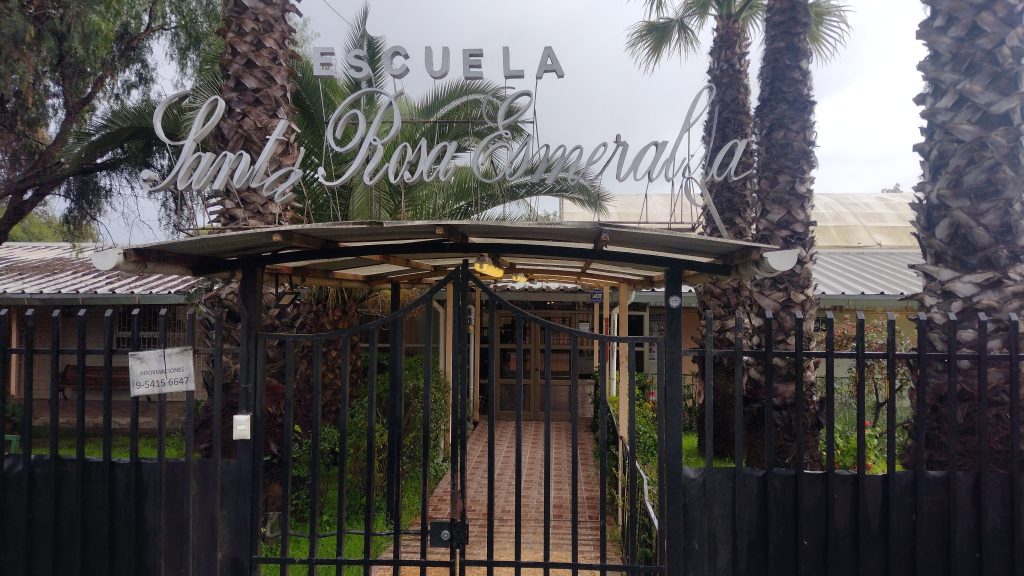 Investigan robo de computadores en la Escuela Santa Rosa de Esmeralda