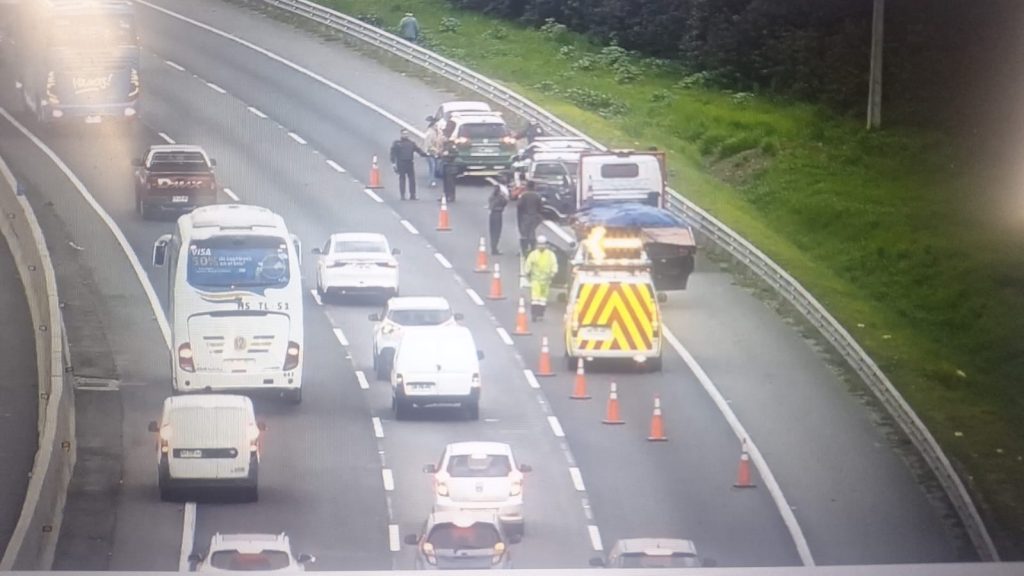 Coordinación entre Carabineros y Sociedad Concesionaria San Antonio – Santiago permite detener a asaltantes en Ruta 78