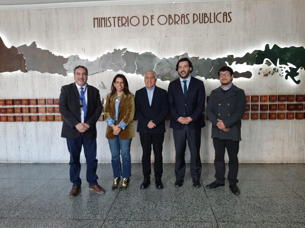 Anuncian importante inversión en infraestructura vial para la provincia de Melipilla tras reunión con el MOP