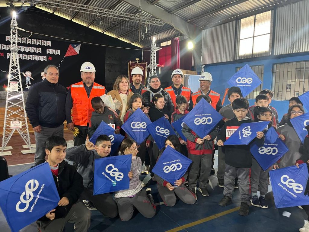 CGE y Municipalidad de Melipilla lanzan campaña “Volantín Seguro” para prevenir accidentes en Fiestas Patrias