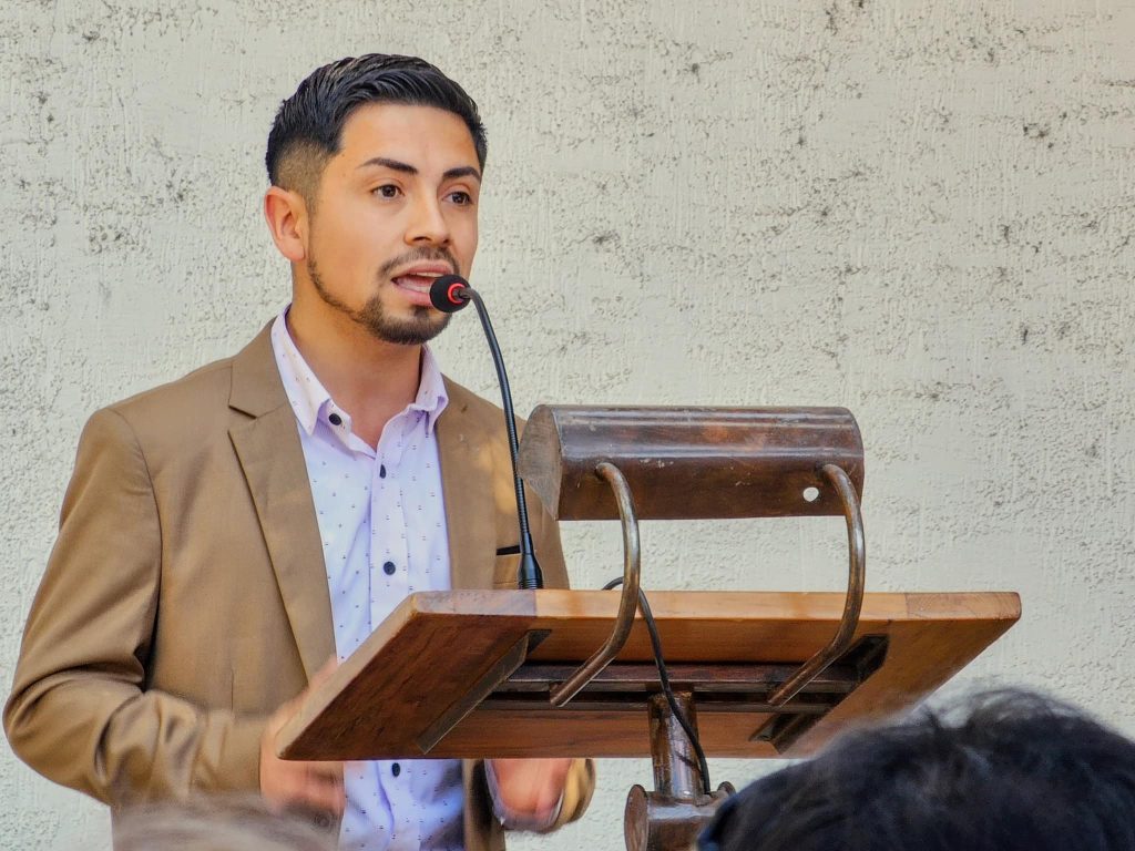 Concejales de El Monte se abstienen de aprobar modificación presupuestaria que incluía fondos para Bomberos