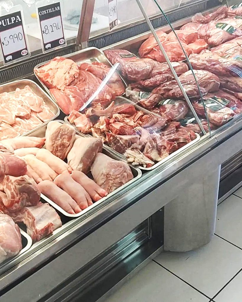 Autoridades fiscalizan carnicerías en Talagante ante aumento del consumo por Fiestas Patrias