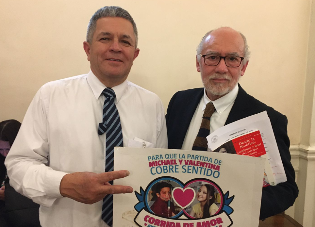 Comisión de Salud del Senado aborda proyecto de ley sobre muerte asistida con relato de casos emblemáticos de familia de Melipilla