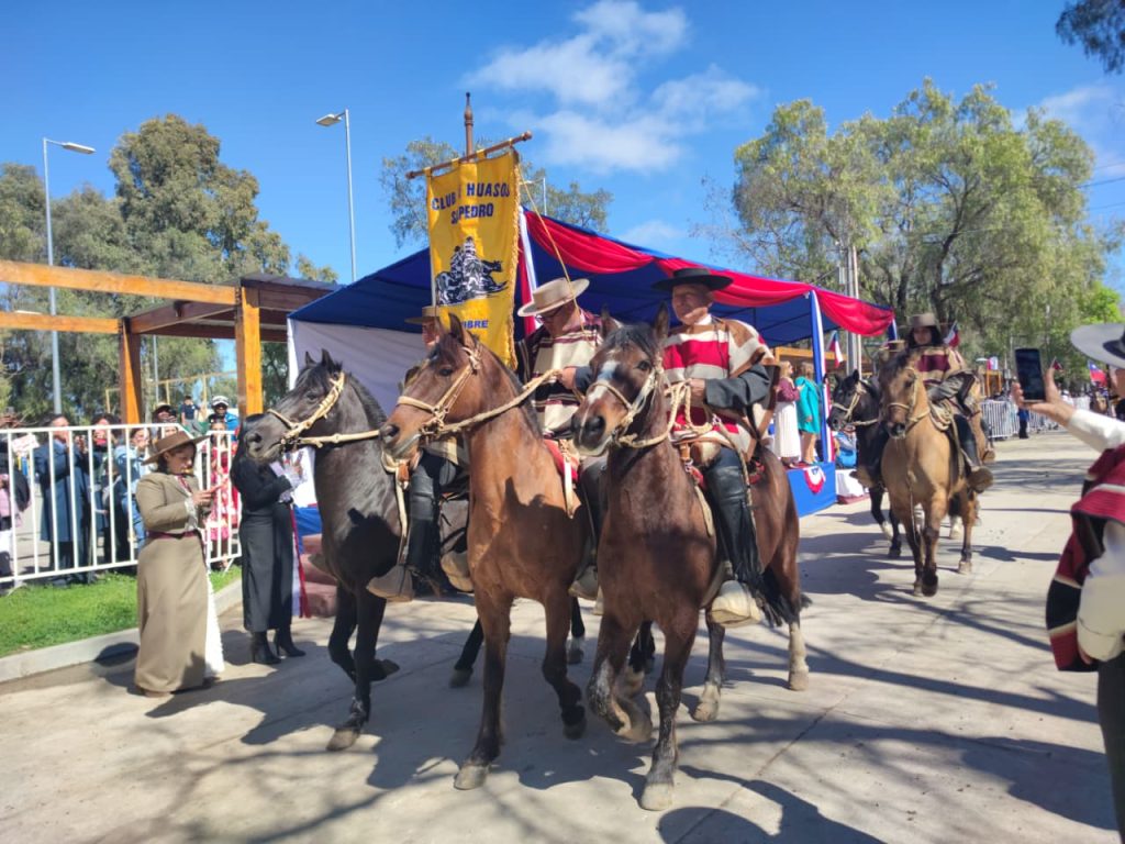San Pedro celebró Fiestas Patrias con impecable desfile cívico 