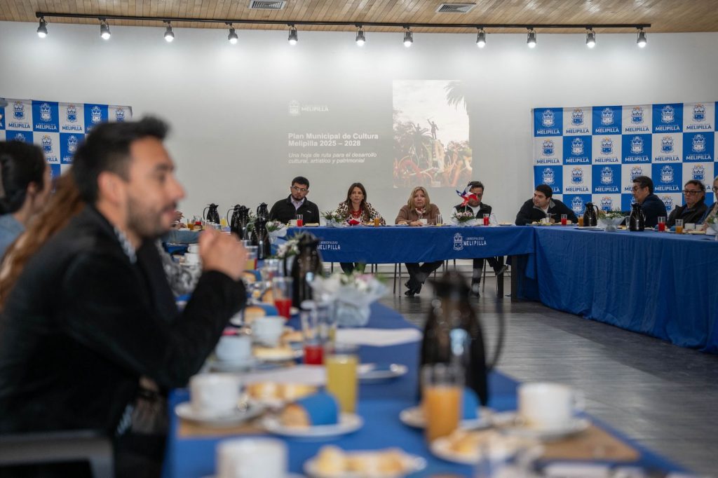 Municipalidad de Melipilla reúne a más de 60 artistas y gestores culturales en el marco de Fiestas Patrias